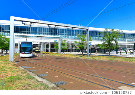 [Toyama Prefecture] Sunny JR Toyama Station (Toyama Tramway Line) 106138782
