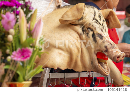 中國鬼節福都宗教祭祀大女神中國鬼節普渡宗教祭祀大神豬 106141418