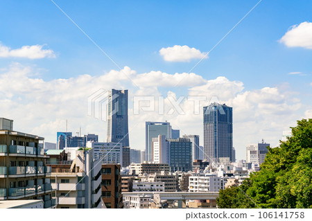[神奈川縣]仲夏藍天橫濱的街景（8月） 106141758