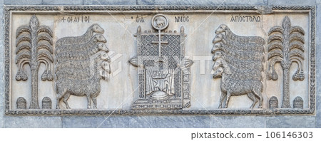 The 12 apostles adoring the throne prepared for the Last Judgment, relief on the north side of Basilica of Saint Mark, Venice, Italy The 12 apostles adoring the throne prepared for the Last Judgment, relief on the north side of Basilica of Saint Mark, Venice, Italy 106146303