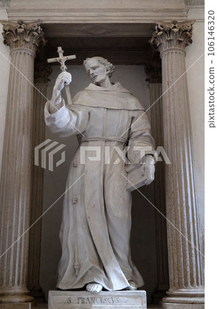 Saint Francis statue in Mantua Cathedral dedicated to Saint Peter, Mantua, Italy Saint Francis statue in Mantua Cathedral dedicated to Saint Peter, Mantua, Italy 106146320