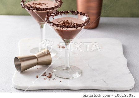 Chocolate martini with chocolate sprinkles on the rim 106153055