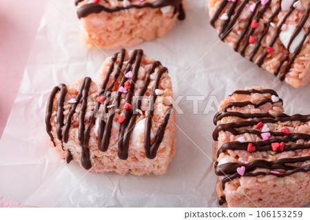 Heart shaped rice krispie treats for Valentine Heart shaped rice krispie treats for Valentine 106153259
