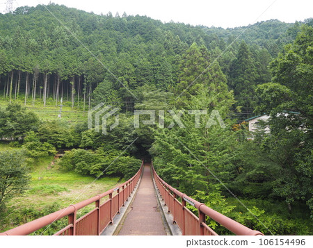 石船橋,一座橫跨秋川山谷的美麗吊橋 石船橋,一座橫跨秋川山谷的美麗吊橋 106154496