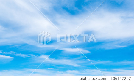 清新的秋天天空 清新的秋天天空 106157207