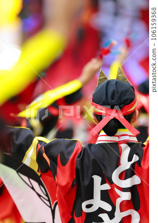 夜來穿著和服跳舞 106159368
