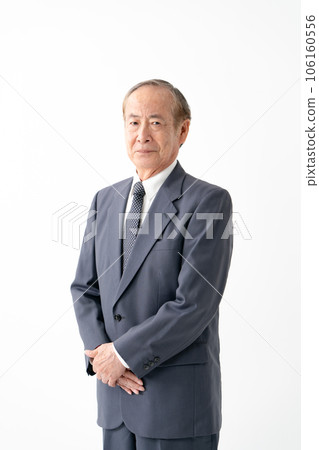 Businessman portrait senior 106160556
