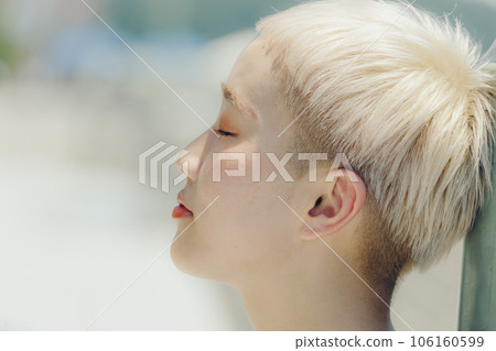 一名年輕女子的特寫照片 106160599