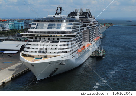 Luxury cruise ship MSC Bellissima moored at Yokohama port 106162042