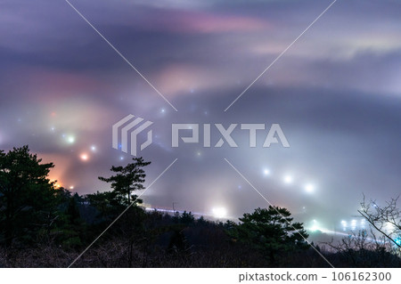 「埼玉縣」秩父的雲海夜景，夢幻般的景色 106162300