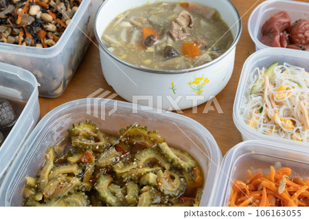 Build-in place 106163055