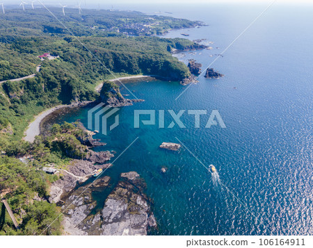 無人機拍攝 | 能登觀光勝地能登金剛（鷹巢岩）圖片，以奇形怪狀的岩石為亮點 | 石川縣羽咋郡志賀町 106164911