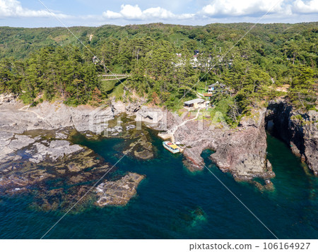 無人機拍攝 | 以懸崖為亮點的能登觀光勝地“岩門”形象 | 石川縣羽咋郡志賀町 106164927