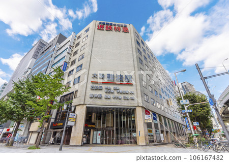 大阪難波站、難波十字路口附近（大阪市中央區難波） 106167482