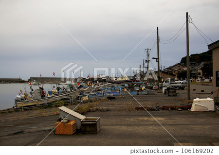 Scenery of Nou fishing port in Itoigawa City, Niigata Prefecture Scenery of Nou fishing port in Itoigawa City, Niigata Prefecture 106169202