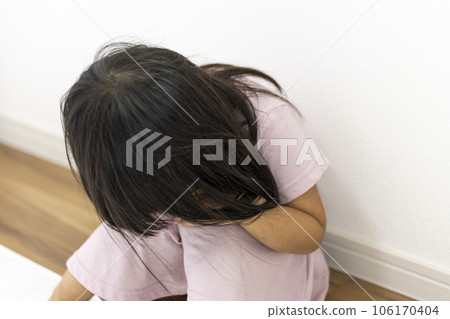 Girl depressed in the room (3 years old, Japanese) Girl depressed in the room (3 years old, Japanese) 106170404