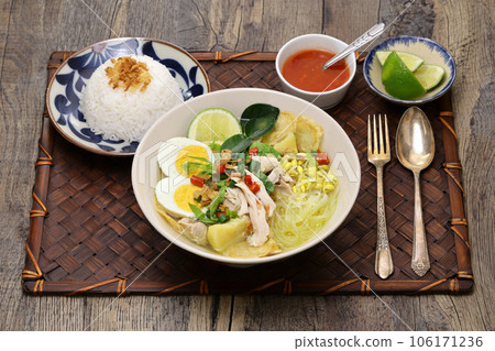 Soto Ayam（印尼雞湯） 106171236