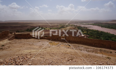 Ait Benhaddou，從頂部看[摩洛哥] 106174373