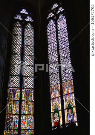 科隆大教堂彩色玻璃 / 德國科隆 106175706