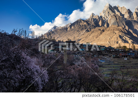 Tupopdan peaks, near Passu village, upper Hunza, Northern Areas of Pakistan 106178501