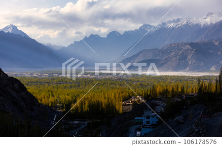 Passu is a small village. Located in the Hunza upper Gojal Valley of Gilgit Baltistan in northern Pakistan. 106178576