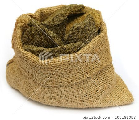 Mustard oil cake in a sack bag Mustard oil cake in a sack bag 106181098