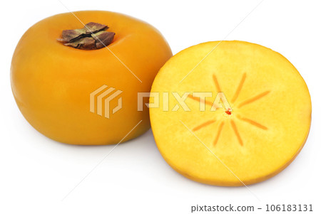 Fresh persimmon 106183131