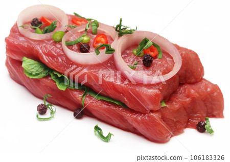 Raw beef with spices Raw beef with spices 106183326