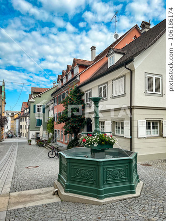 View of Bregenz lower town - Unterstadt. High quality photo 106186174