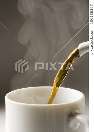  Pour coffee 106186397