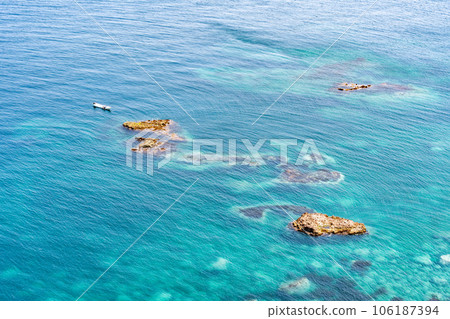 Kamui Cape Shakotan Peninsula Sea Urchin Fishing Blue Sea 106187394