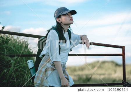 女性背包客旅行 106190824