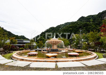 水晶噴泉 106196503