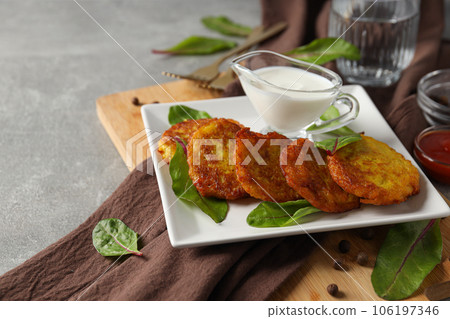 Lunch tasty food concept - delicious hash browns 106197346