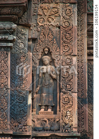 Banteay Srei Oriental Mona Lisa 106199154