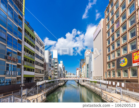 清晨從道頓堀大橋看到的大阪南新惠比壽大橋 106200523