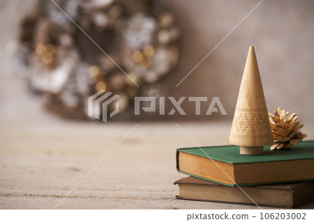 桌面聖誕樹和花環聖誕形象 106203002