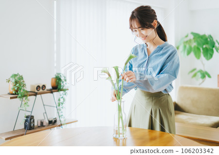 種花的女人 106203342
