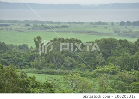 [Hamatobetsu Town, Hokkaido] Lake Kutcharo Seen from Clover Hill Observatory 106205312