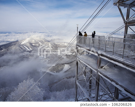 Ryuoo Ski Park in the harshest of winters, looking out over the ropeway and Mt. Kosha from the Sora Terrace 106206826