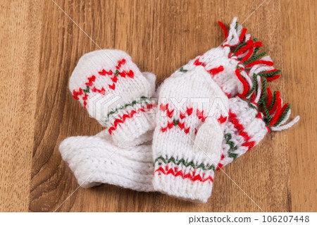 Woolen baby clothing 106207448