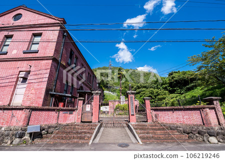 [Nagaragawa Power Station] Red Brick Power Station Main Gate and Old Power Station Building 106219246