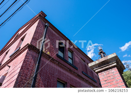 [Nagaragawa Power Station] Former power station building made of red bricks 106219253
