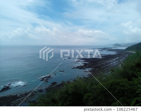 從展望台看到的日南海岸和鬼搓衣板,七月 從展望台看到的日南海岸和鬼搓衣板,七月 106225467