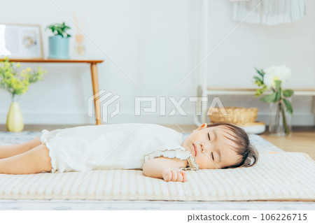 睡覺的寶貝 106226715