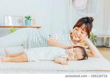 Family baby Family baby 106226716