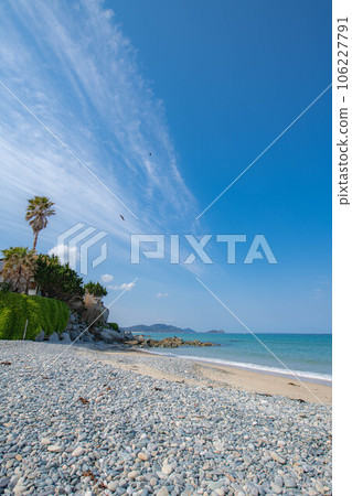 海岸邊的石頭景觀 106227791