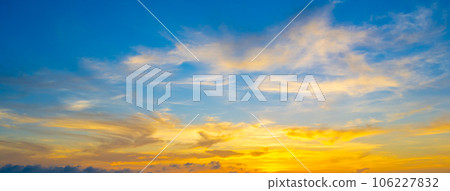 夕陽傍晚的天空 106227832
