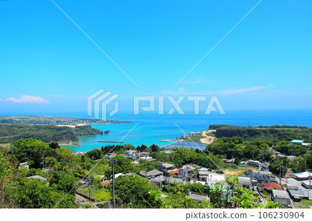 [沖繩宇流麻市]大海和離島的風景 106230904