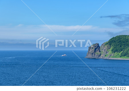 Shiretoko Utoro Fishing Port 106231222